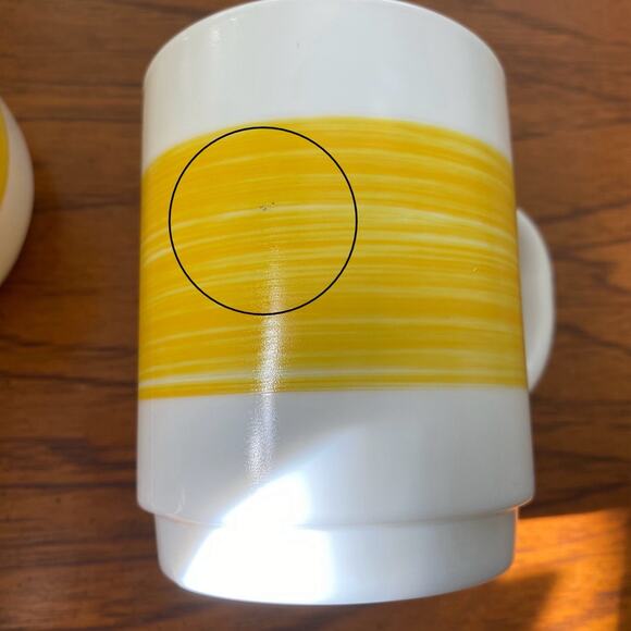 Lot of 2 Arcoroc ARC France Brush Spring Yellow Mugs Cups 3.5" tall 8 oz - Picture 4 of 6